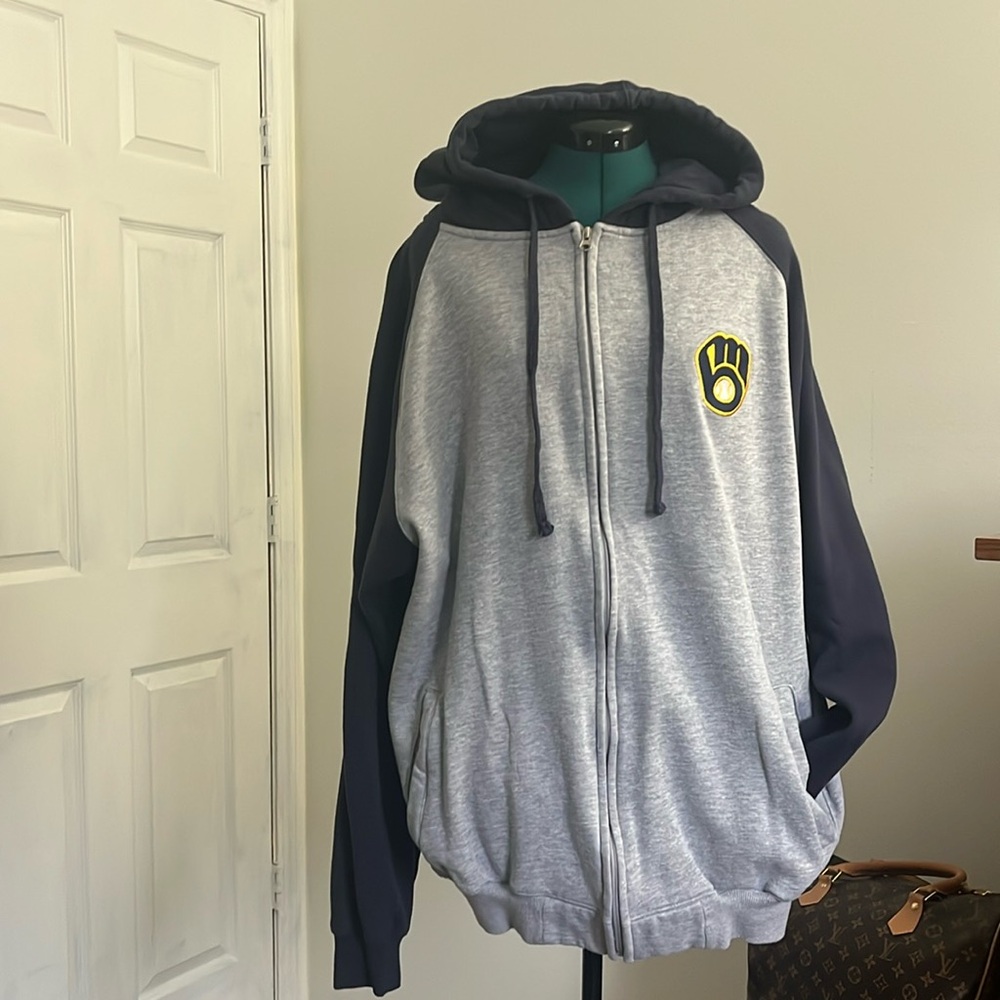 Milwaukee Brewers Embroidered Zip Up Hoodie